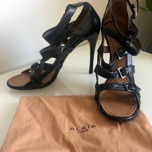 Alaia strapping Heels size 9.5